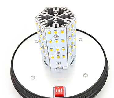 LED Beacon Lights With Heavy Duty Din Pole Mount For Tractors